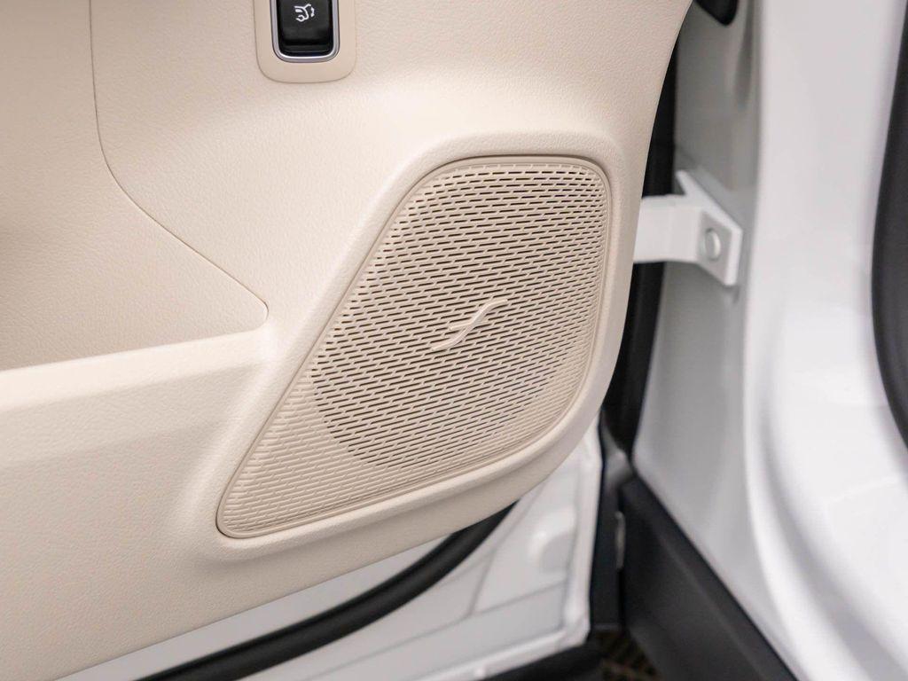 new 2026 Mercedes-Benz GLA 250 car, priced at $43,725