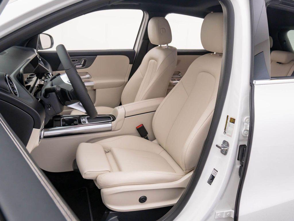 new 2026 Mercedes-Benz GLA 250 car, priced at $43,725