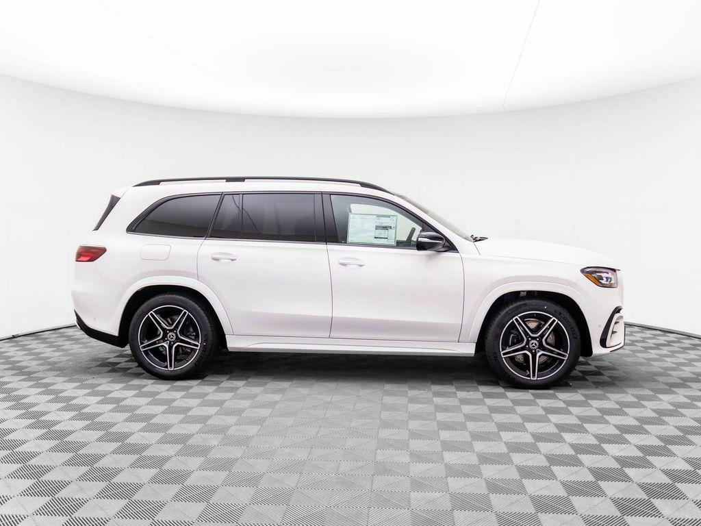 new 2025 Mercedes-Benz GLS 450 car, priced at $98,795