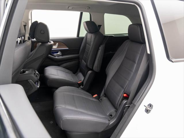 new 2025 Mercedes-Benz GLS 450 car, priced at $98,795