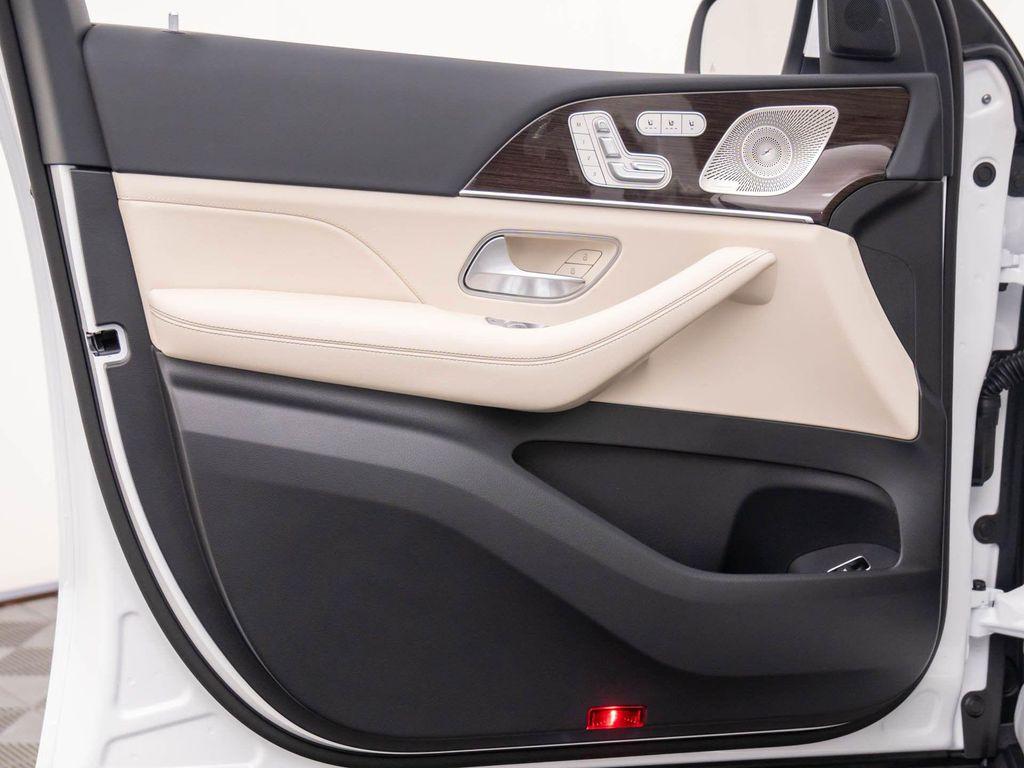 new 2026 Mercedes-Benz GLE 450 car, priced at $88,810