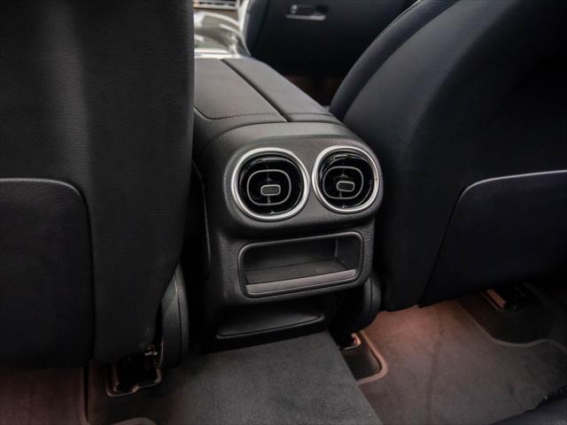 new 2025 Mercedes-Benz GLC 300 car, priced at $55,765
