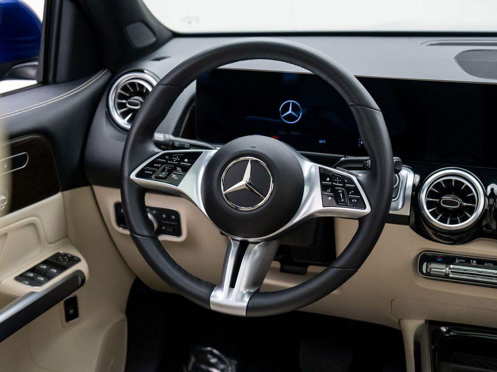 used 2025 Mercedes-Benz GLB 250 car, priced at $39,000