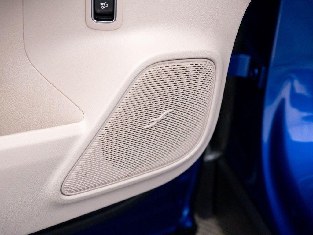 used 2025 Mercedes-Benz GLB 250 car, priced at $39,000