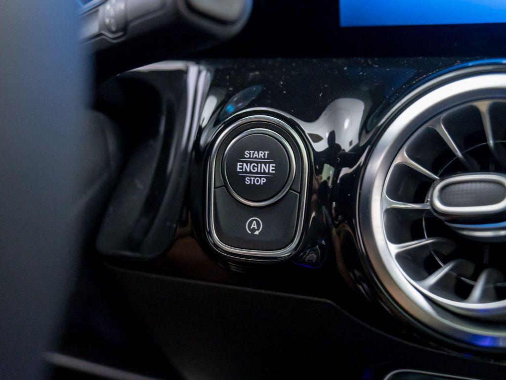 new 2026 Mercedes-Benz GLA 250 car, priced at $44,411