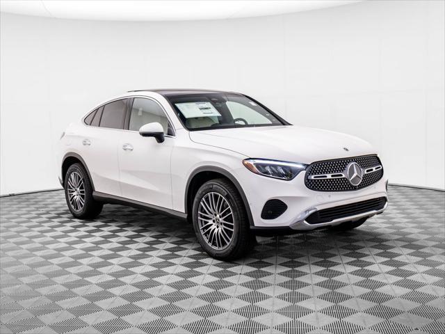 new 2025 Mercedes-Benz GLC 300 car, priced at $61,535