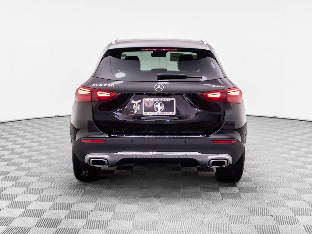 new 2026 Mercedes-Benz GLA 250 car, priced at $42,899