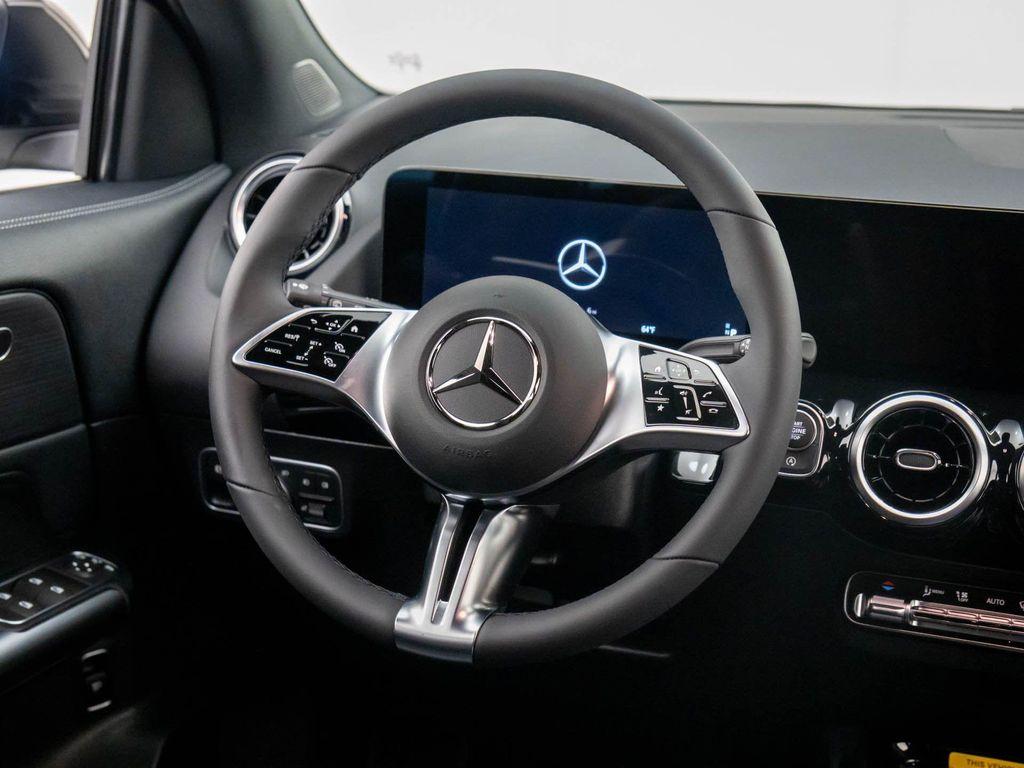 new 2026 Mercedes-Benz GLA 250 car, priced at $42,899