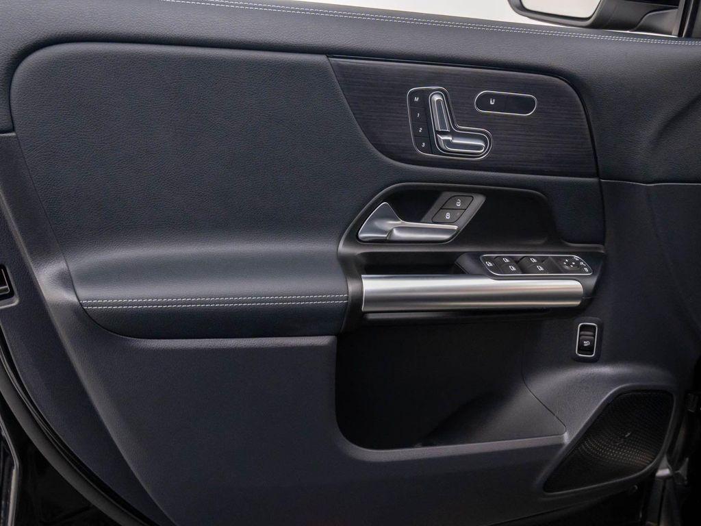 new 2026 Mercedes-Benz GLA 250 car, priced at $42,899