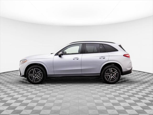 new 2025 Mercedes-Benz GLC 300 car, priced at $61,935