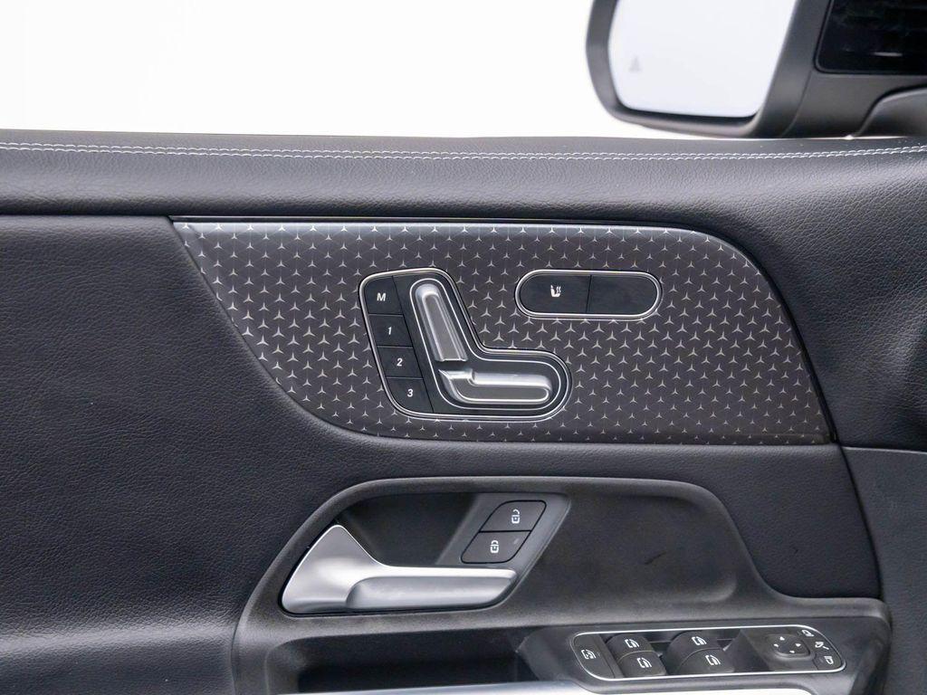 new 2026 Mercedes-Benz GLB 250 car, priced at $45,899