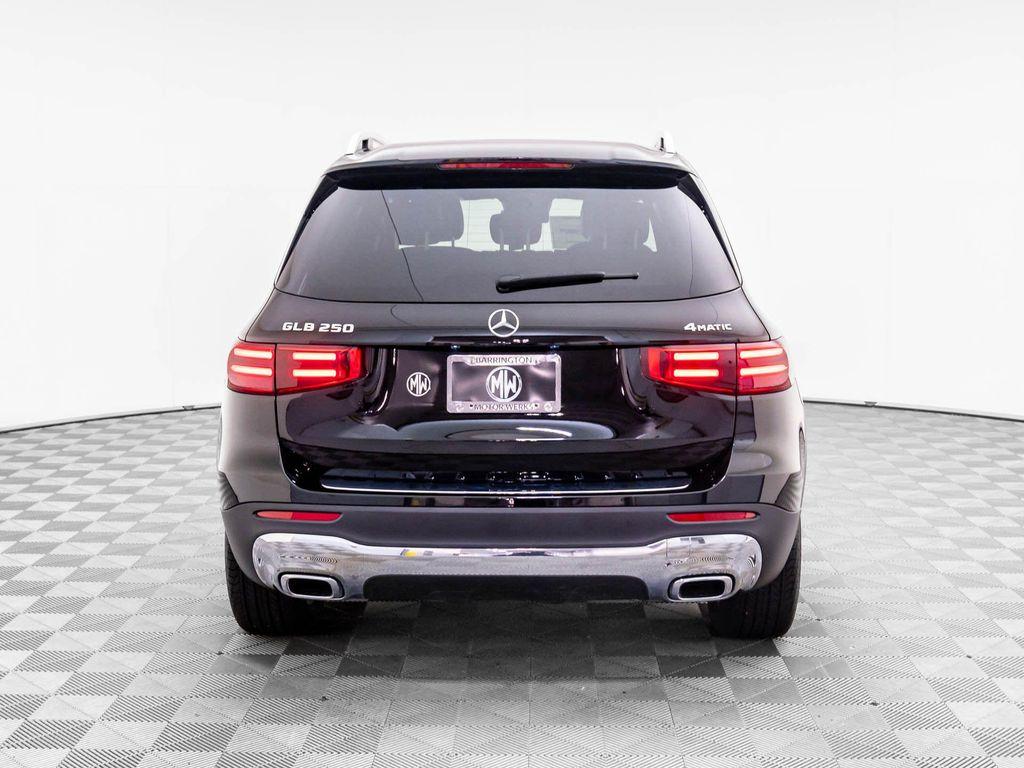 new 2026 Mercedes-Benz GLB 250 car, priced at $45,899