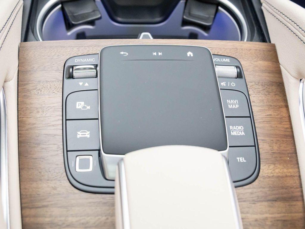 new 2025 Mercedes-Benz GLS 580 car, priced at $114,053