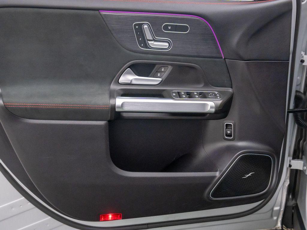 used 2021 Mercedes-Benz GLB 250 car, priced at $30,200