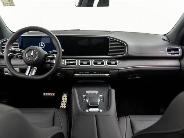 new 2025 Mercedes-Benz GLS 580 car, priced at $119,465