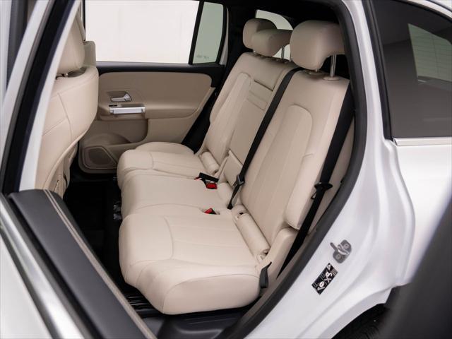 new 2025 Mercedes-Benz GLB 250 car, priced at $51,695