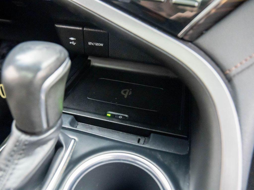 used 2019 Toyota Camry Hybrid car, priced at $18,200