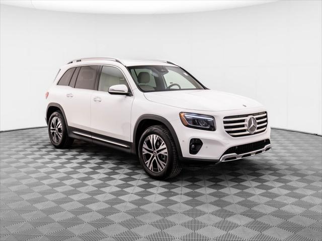 new 2025 Mercedes-Benz GLB 250 car, priced at $51,095