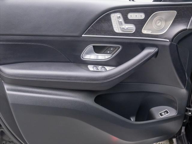 new 2025 Mercedes-Benz GLS 450 car, priced at $96,345