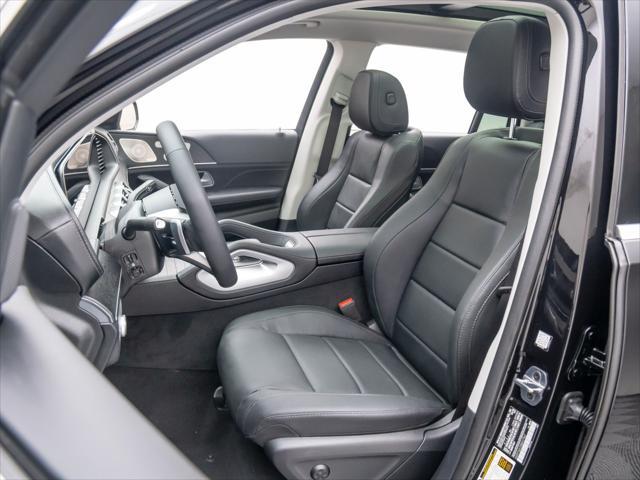 new 2025 Mercedes-Benz GLS 450 car, priced at $96,345