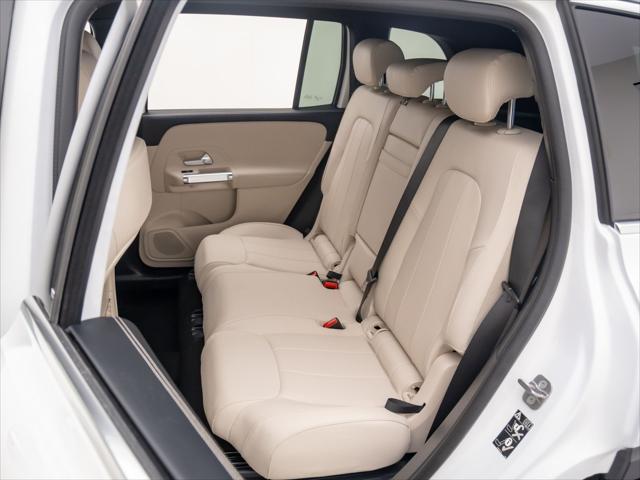 new 2025 Mercedes-Benz GLB 250 car, priced at $49,595