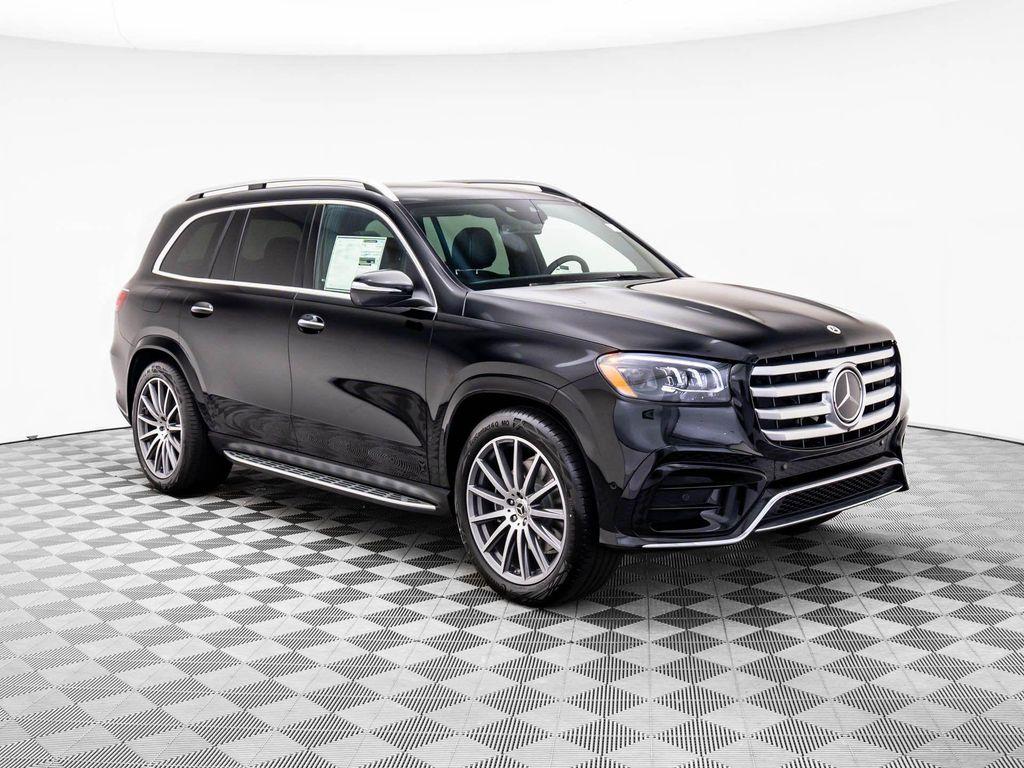 new 2025 Mercedes-Benz GLS 580 car, priced at $112,002