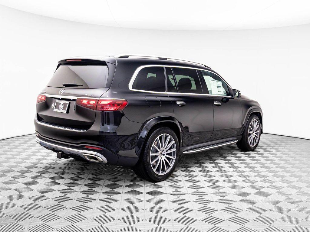 new 2025 Mercedes-Benz GLS 580 car, priced at $112,002