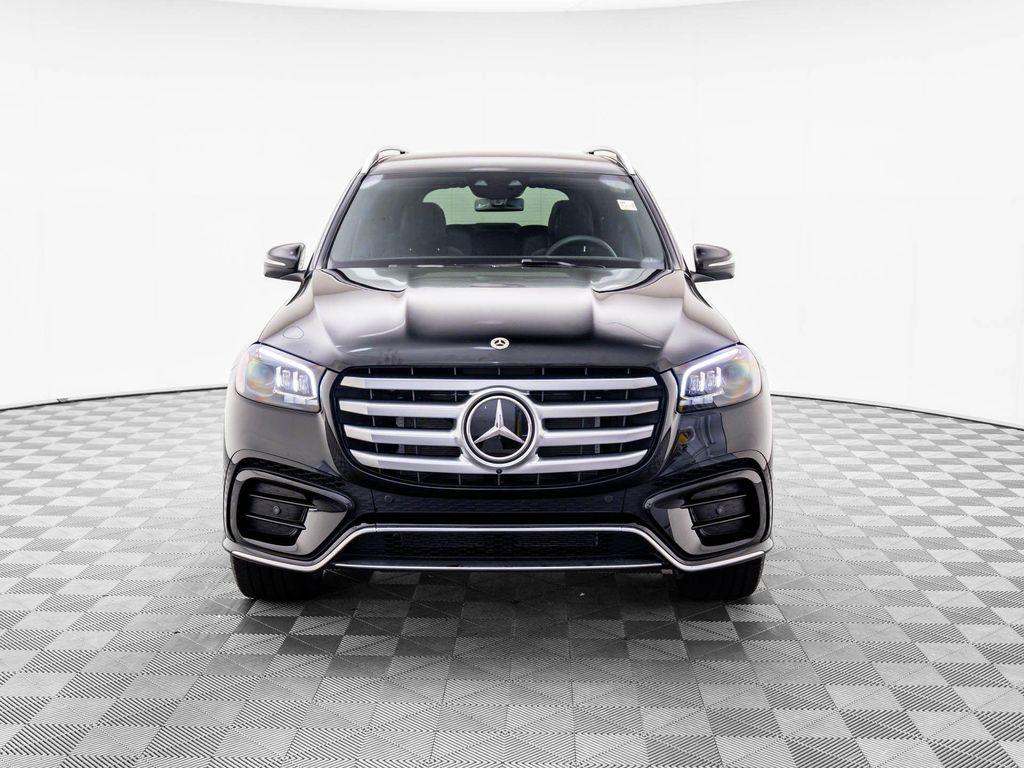 new 2025 Mercedes-Benz GLS 580 car, priced at $112,002