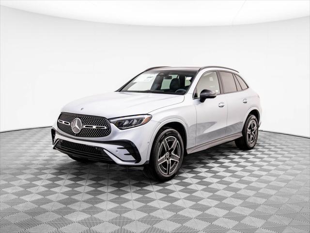 new 2025 Mercedes-Benz GLC 300 car, priced at $58,585