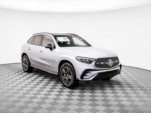 new 2025 Mercedes-Benz GLC 300 car, priced at $58,585