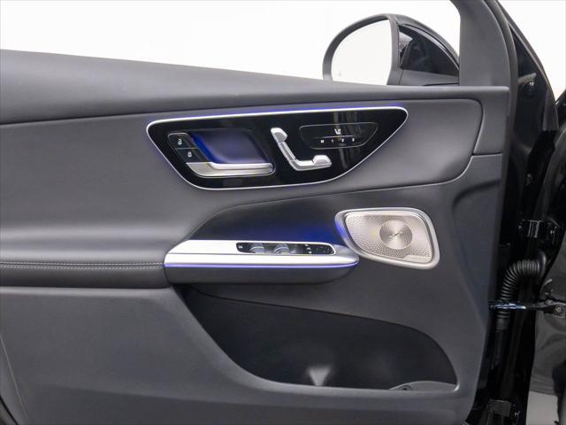 new 2025 Mercedes-Benz GLC 300 car, priced at $62,695