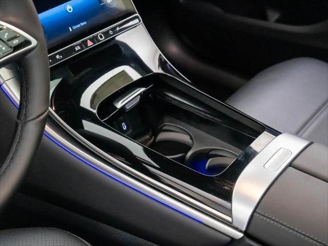 new 2025 Mercedes-Benz GLC 300 car, priced at $58,735