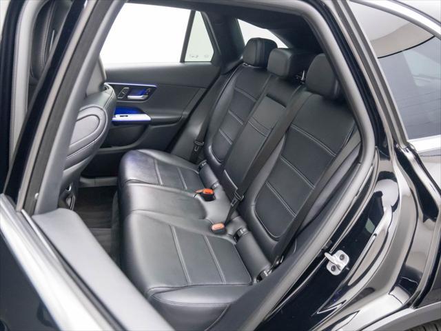 new 2025 Mercedes-Benz GLC 300 car, priced at $58,735