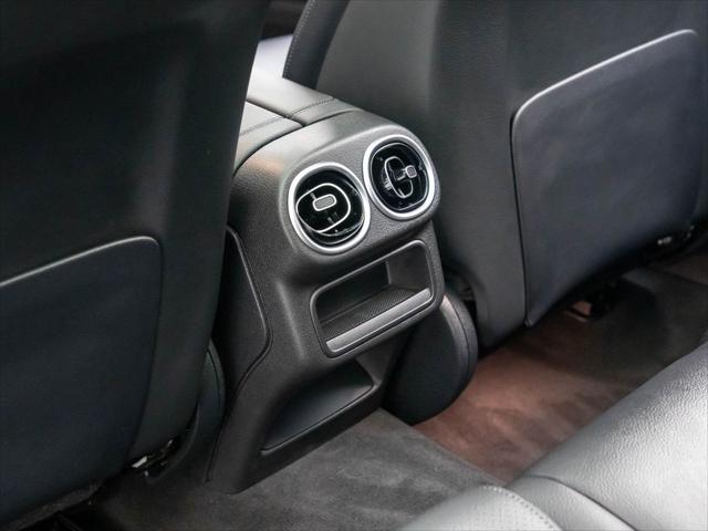 new 2025 Mercedes-Benz GLC 300 car, priced at $58,735