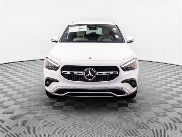 new 2025 Mercedes-Benz GLA 250 car, priced at $47,295