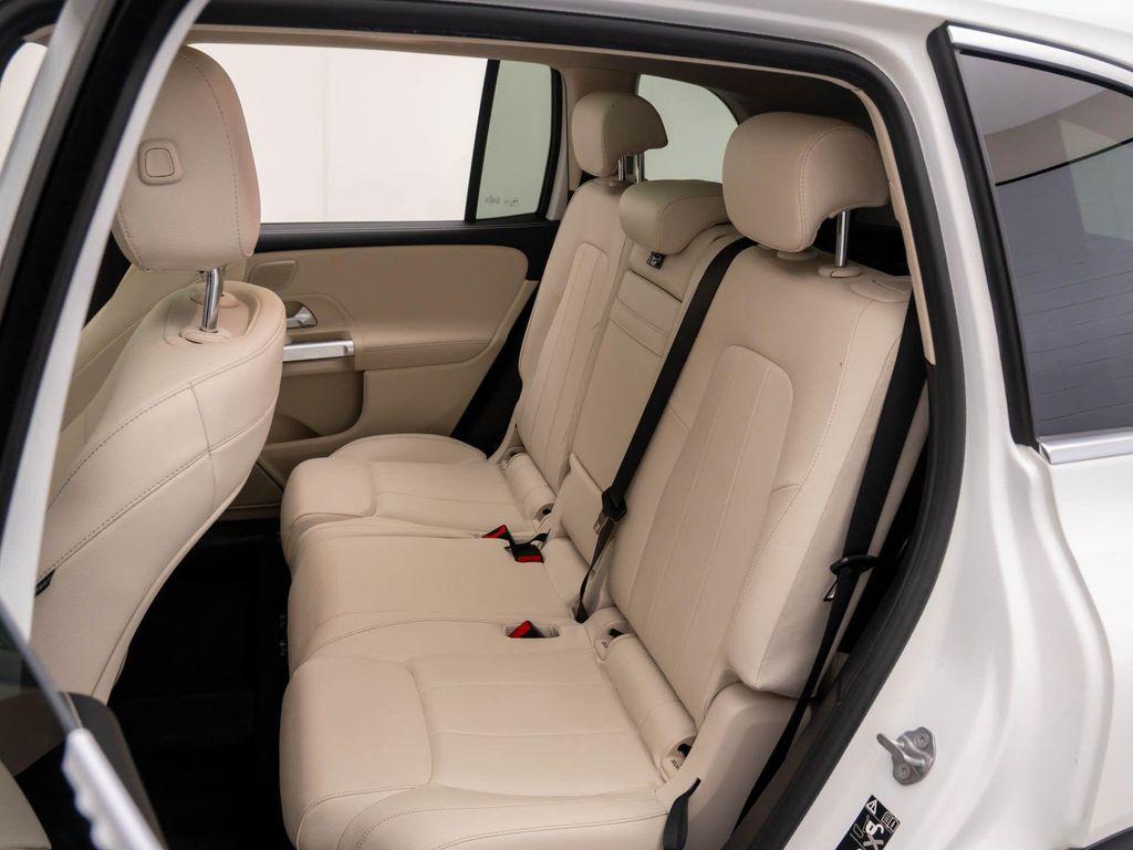 used 2021 Mercedes-Benz GLB 250 car, priced at $26,500