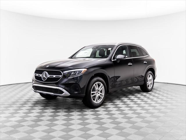 new 2025 Mercedes-Benz GLC 300 car, priced at $62,725