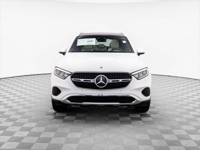 new 2024 Mercedes-Benz GLC 300 car, priced at $58,215