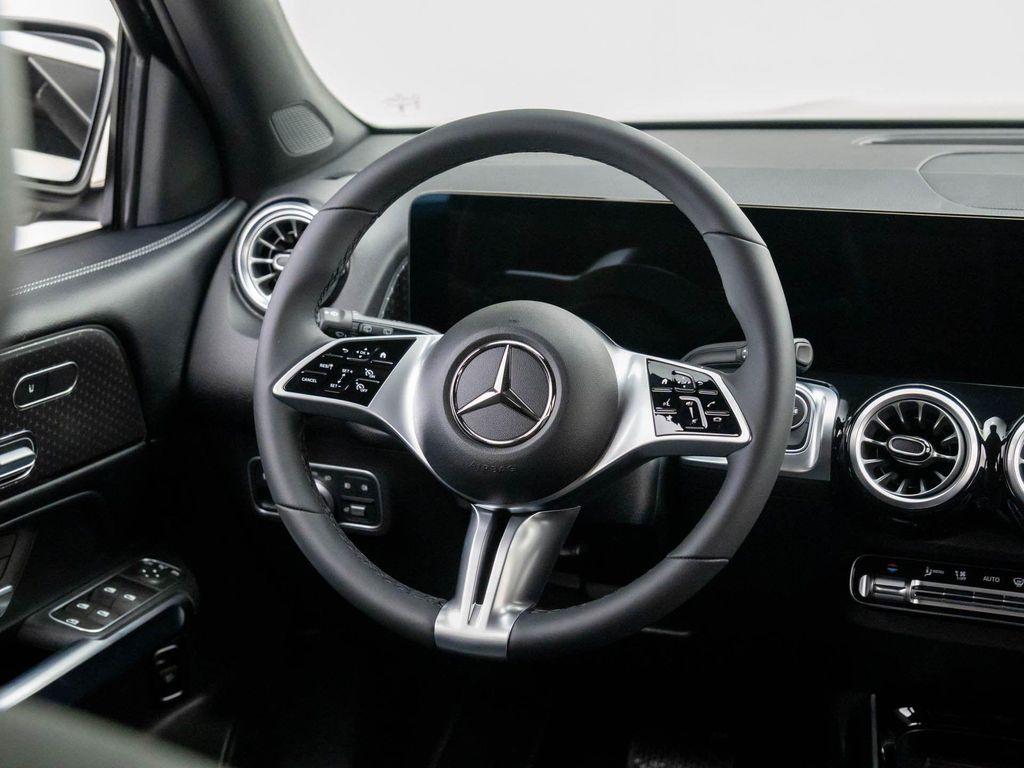new 2025 Mercedes-Benz GLB 250 car, priced at $49,595