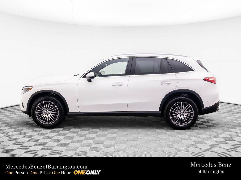 new 2025 Mercedes-Benz GLC 300 car, priced at $55,995