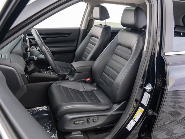 used 2023 Honda CR-V car, priced at $32,000