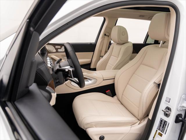 new 2025 Mercedes-Benz GLS 450 car, priced at $104,160