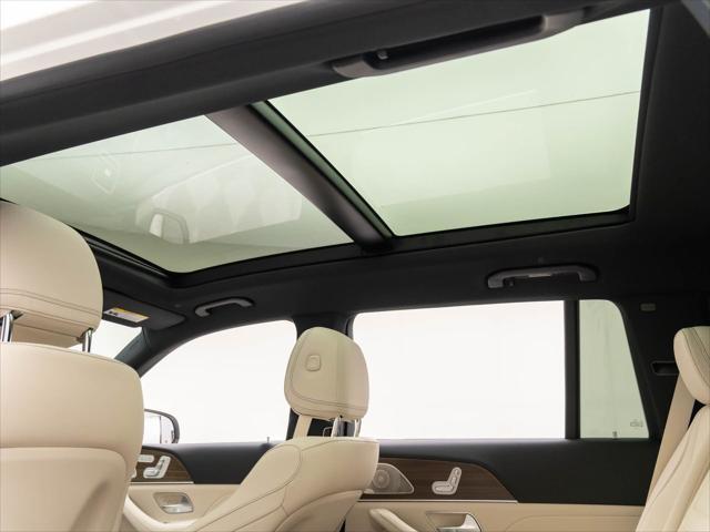 new 2025 Mercedes-Benz GLS 450 car, priced at $91,555