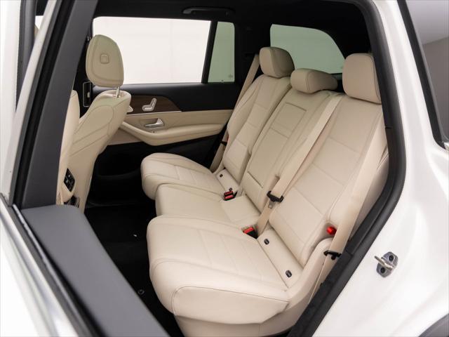 new 2025 Mercedes-Benz GLS 450 car, priced at $91,555