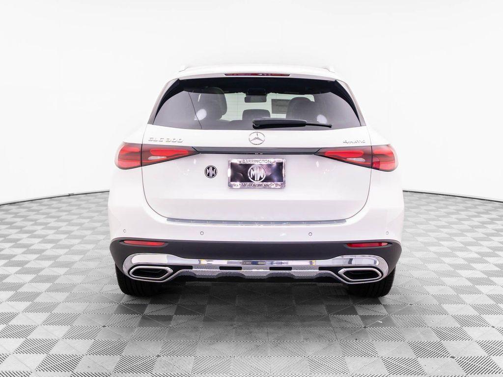 new 2026 Mercedes-Benz GLC 300 car, priced at $55,590