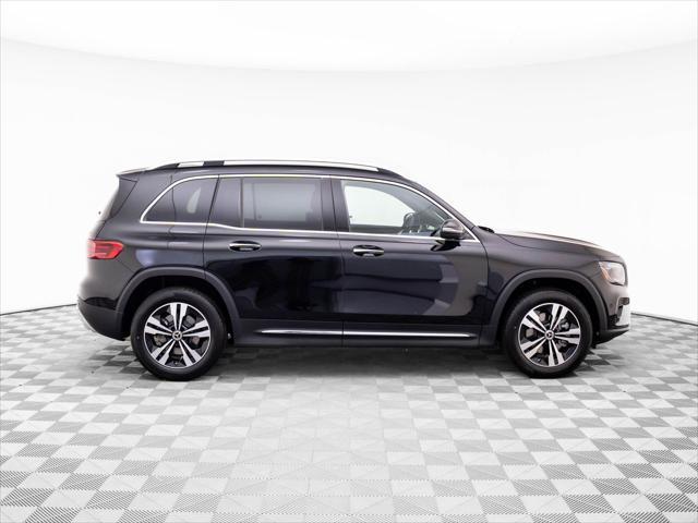 new 2025 Mercedes-Benz GLB 250 car, priced at $53,145