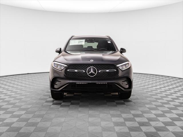 new 2025 Mercedes-Benz GLC 300 car, priced at $62,135