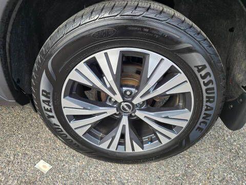 used 2022 Nissan Rogue car, priced at $19,995