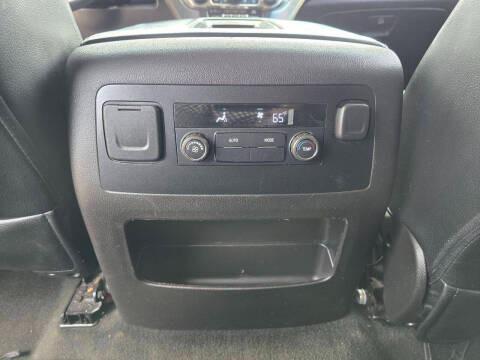 used 2016 Chevrolet Suburban car, priced at $17,900
