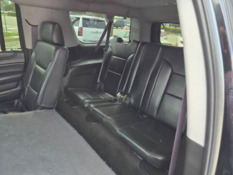 used 2016 Chevrolet Suburban car, priced at $17,900